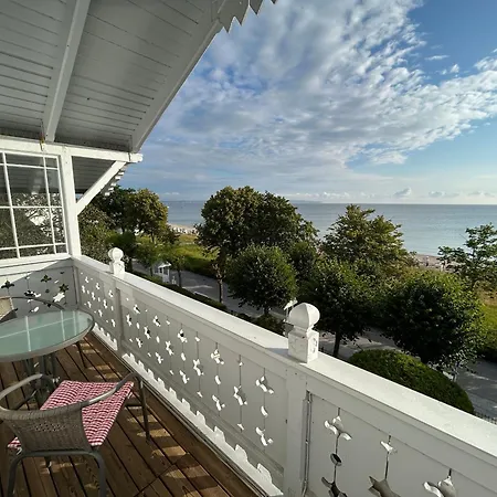 Apartment Ruscha Binz