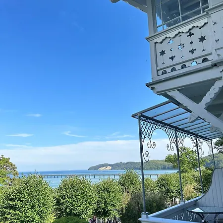 Ruscha Binz