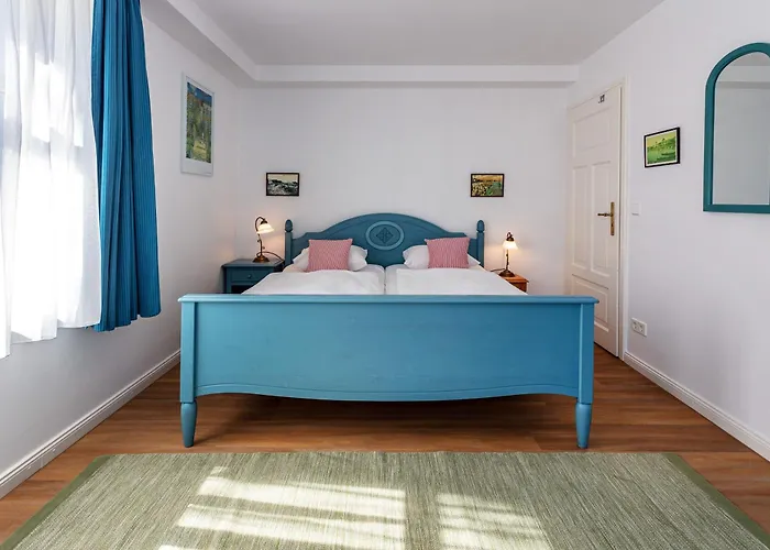 Apartment Ruscha *